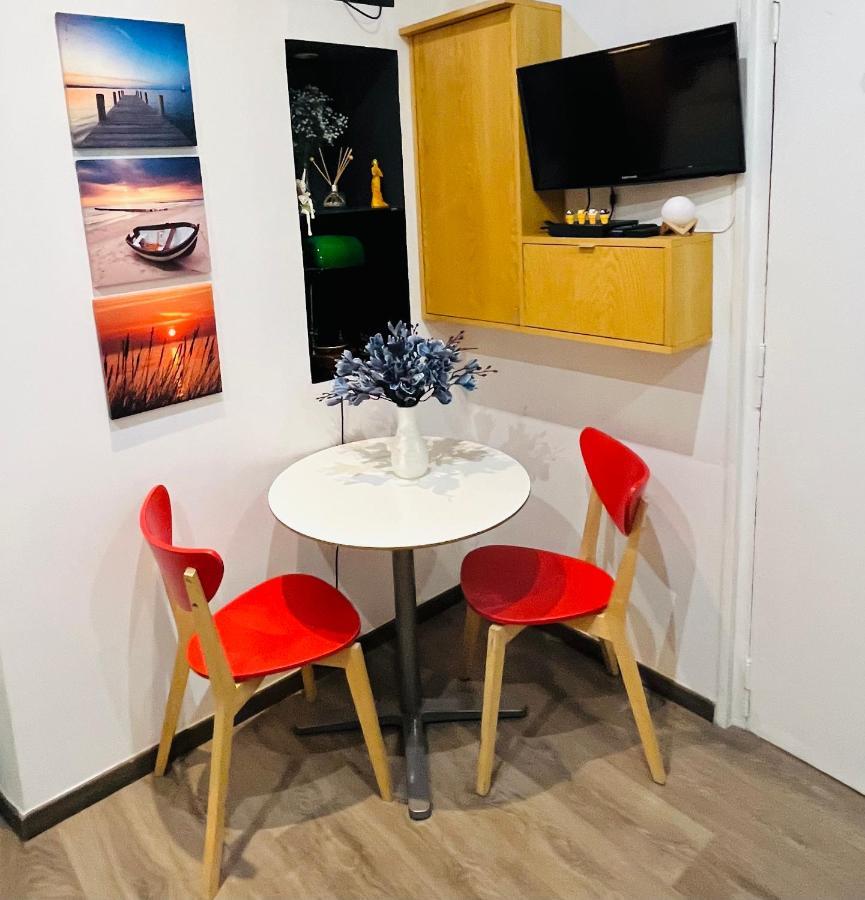 Dream Dwell Paris-Chic Flat In The Heart Of Marais Near Pompidou Centre Apartment Exterior photo